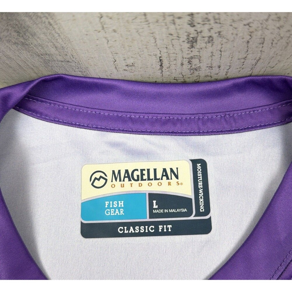 Magellan Outdoors Louisiana Fish Gear Moisture Wicking Shirt Large (22”x30”) - Picture 3 of 3